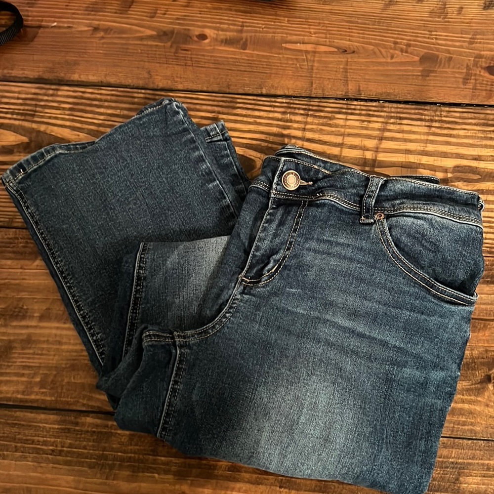 Maurice’s boot cut jeans light washed size 14 short